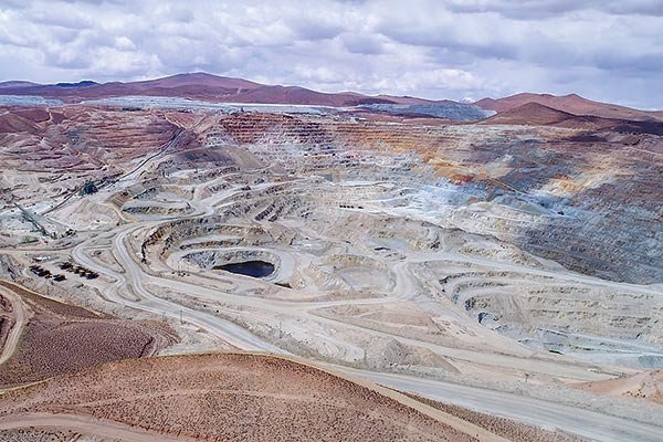 Teck reporta que avance de Quebrada Blanca II superó “la mitad del camino” en abril